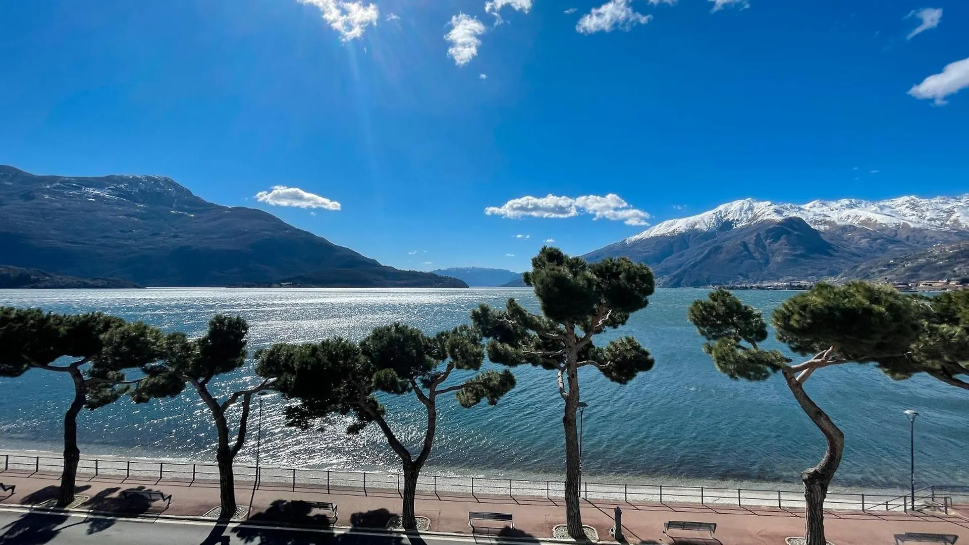 Domaso Front Lake إيطاليا